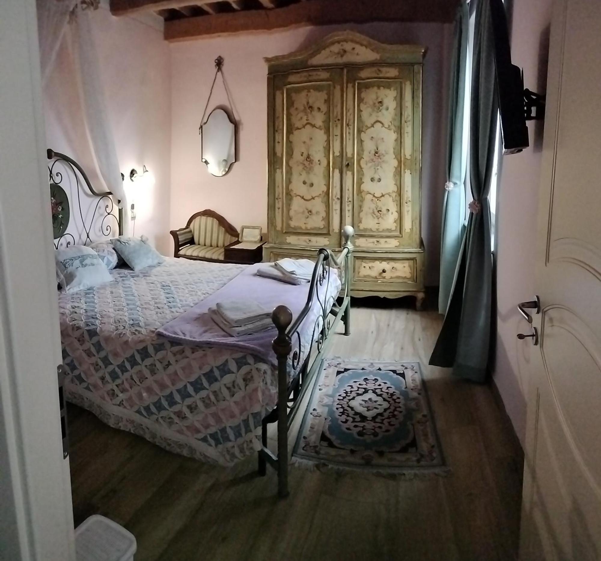 B&B La Rosa Nel Verde Lucca Eksteriør billede